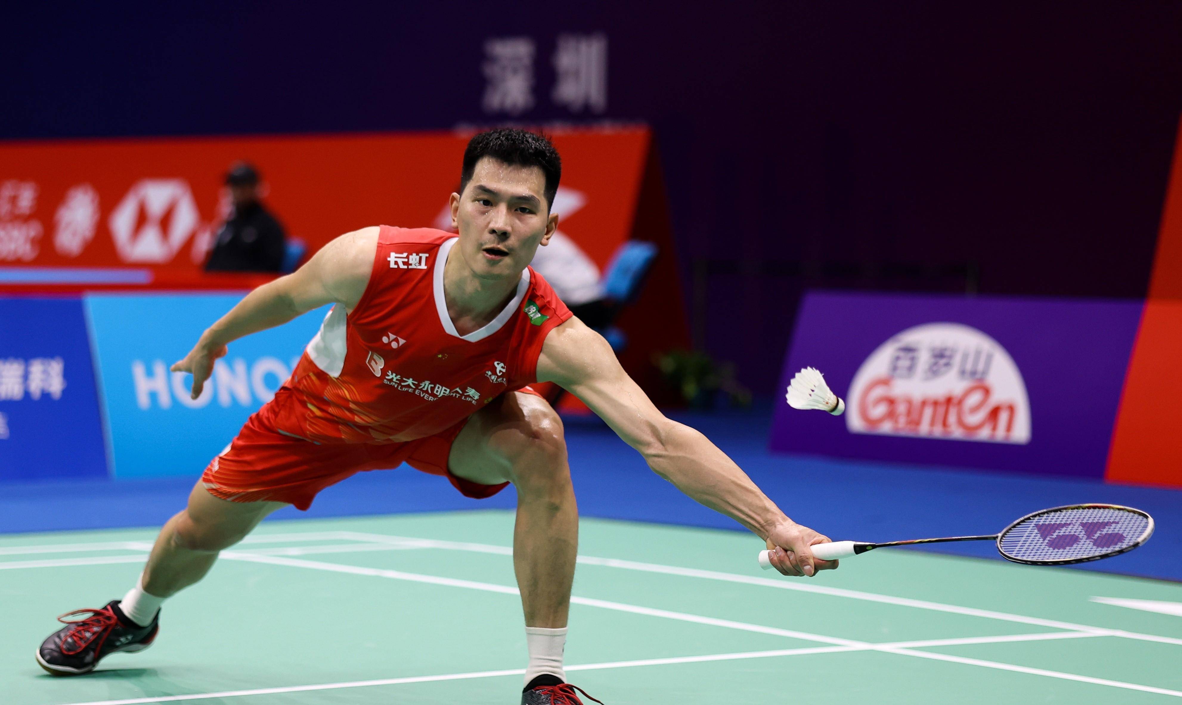 关于羽毛球球员突破自我，表现堪称完美的信息