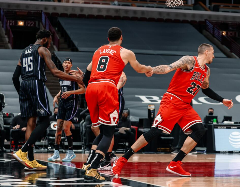 太阳横扫广东队，武切维奇扛起全队