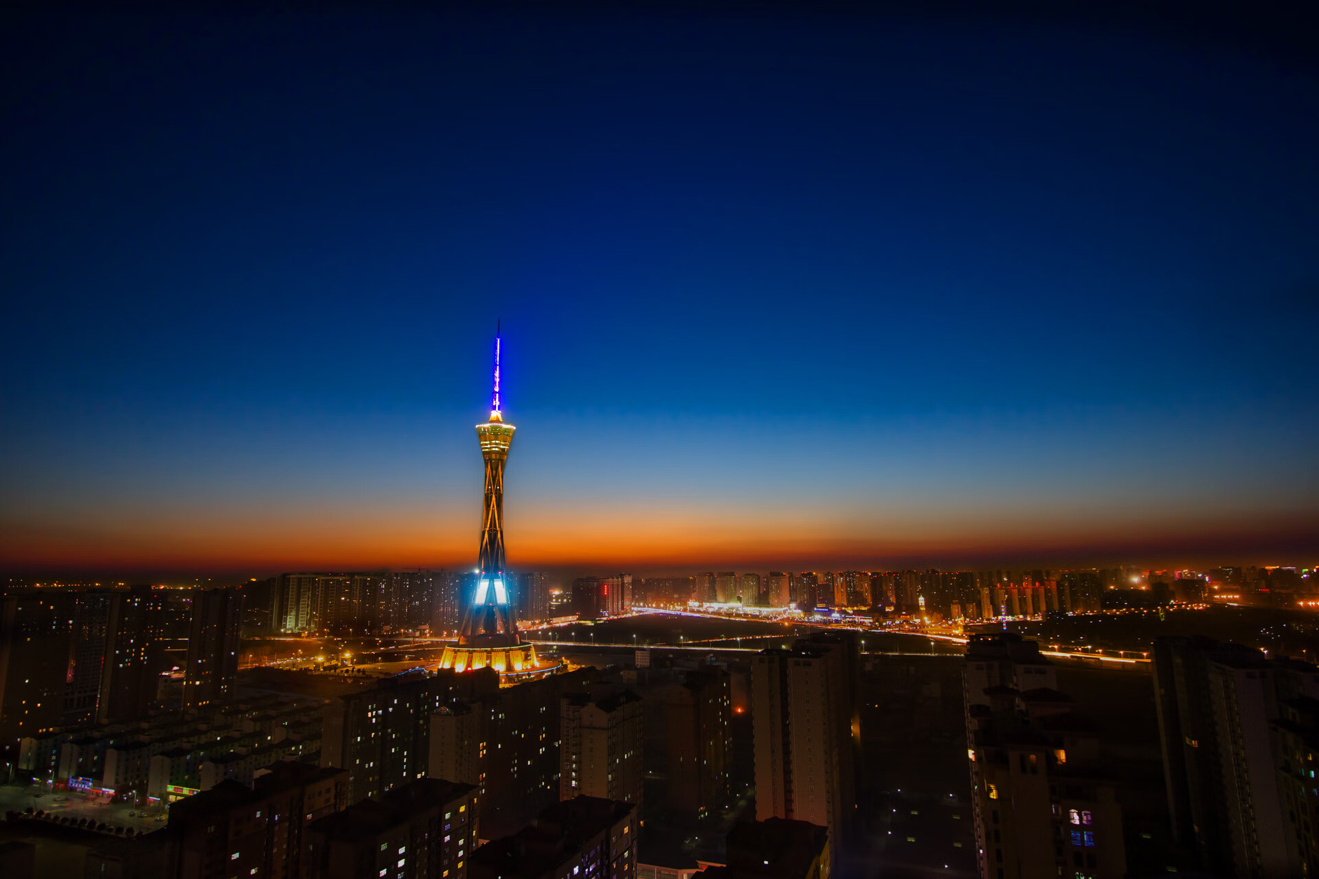 暗夜突围，马克西化身星火，点燃快船逆袭之路