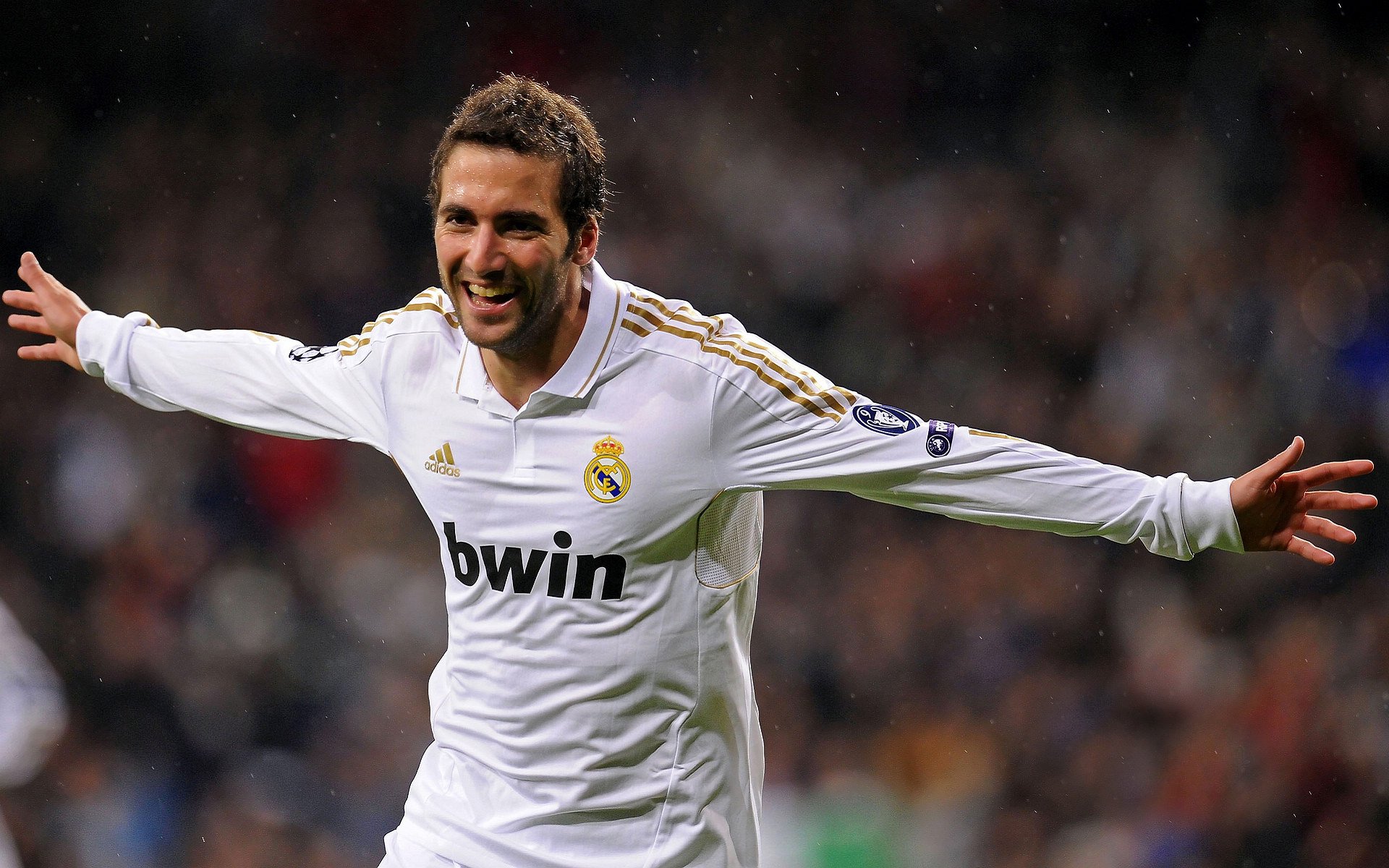 西甲黑马掀翻德甲豪门!阿坎吉生涯首球竟刷新尴尬纪录